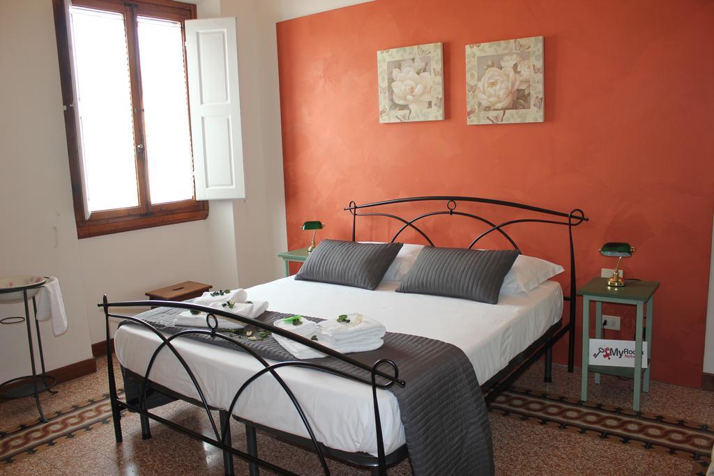 فلورنس My Room Center San Salvi الغرفة الصورة
